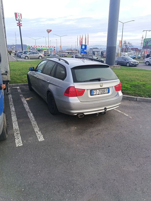 BMW seria 318 anul 2009