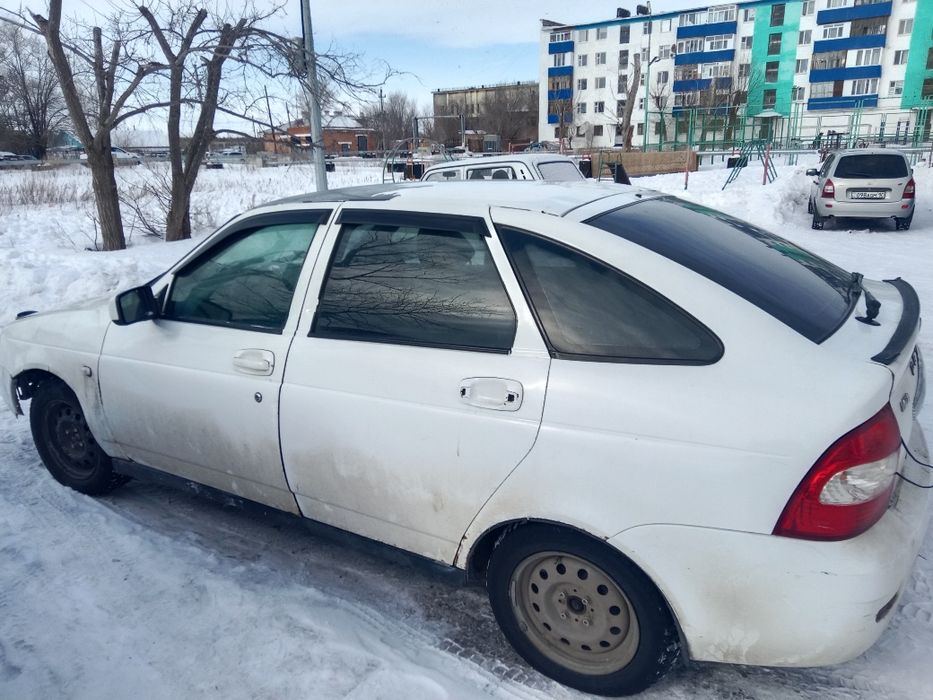 Продам приора хэтчбек в хорошем состоянии