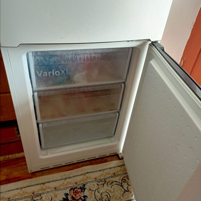 Холодильник BOSCH