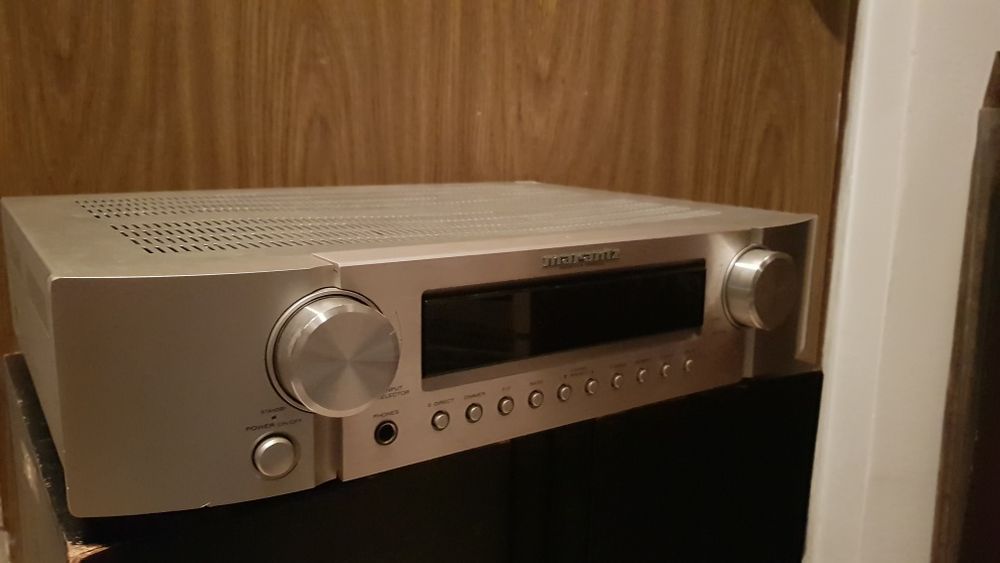 Pentru muzica  de reparat sau piese de schimb amplificator receiver Marantz SR 5023