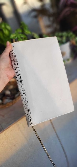 Poseta plic dantelat alb cu auriu