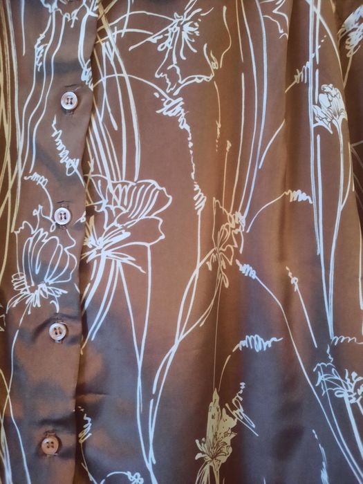 Minunată bluză maro cu imprimeu crem mărimea 48-50