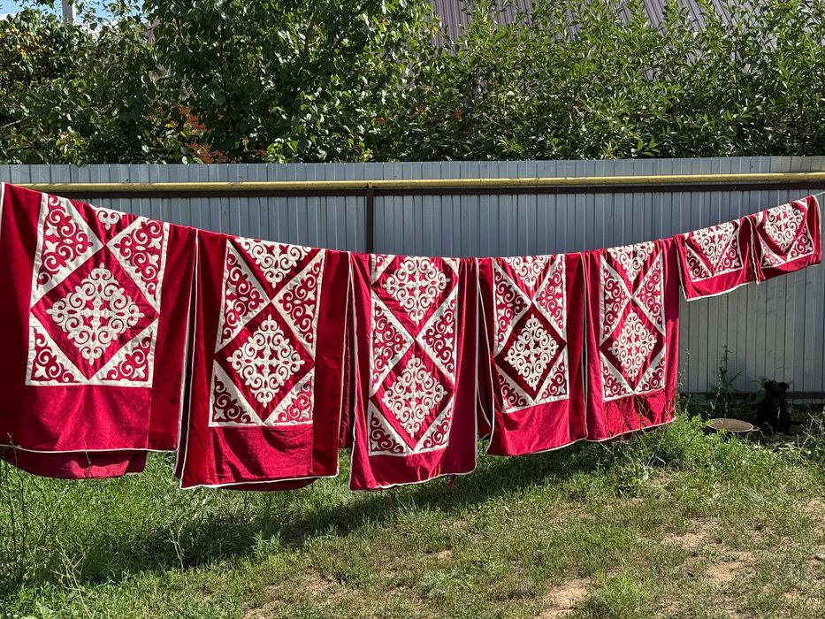 Жаңа көрпе-көпшік тыстарын сатамын