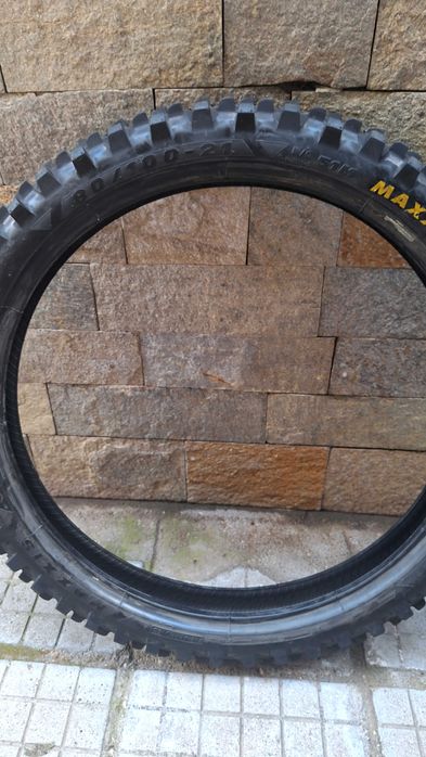 Гуми за крос -Предни външни 21