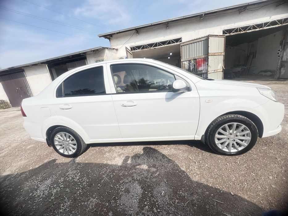 nexia 3 avtomat 2017 euro 7500$