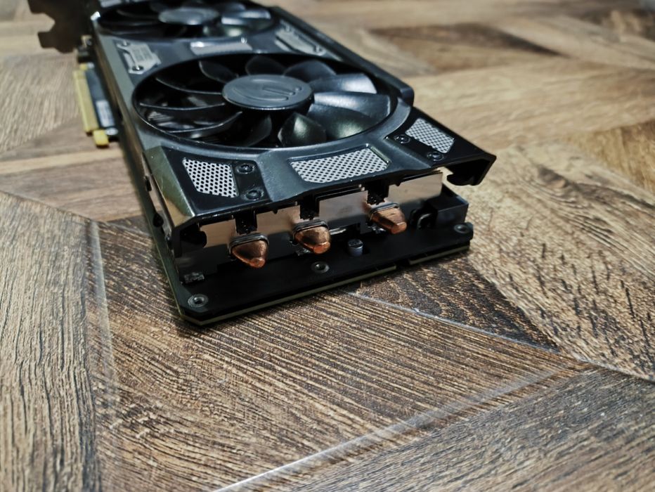 Видеокарта Evga GeForce GTX 1070