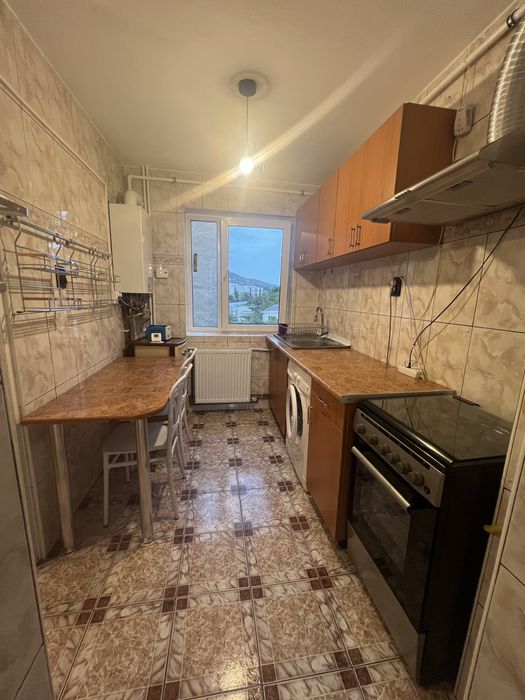 Inchiriez apartament  !!!