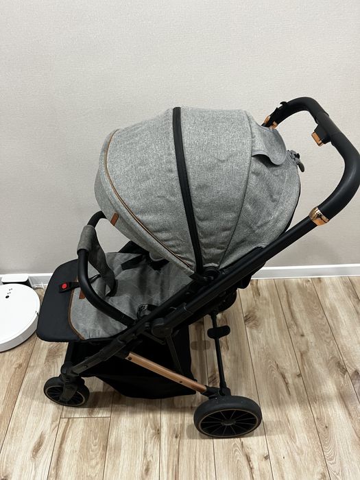 Продам детскую коляску