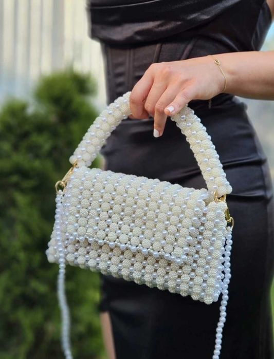 Geantă elegantă lucrată manual