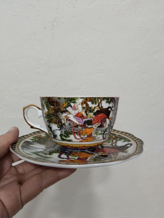 Продаю чайный сервиз.