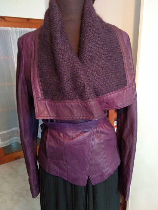 ЕСТЕСТВЕНА КОЖА дамско елегантно сако в лилав цвят /Made in ITALY/