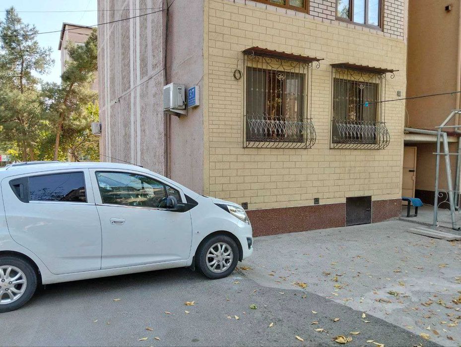 Продаётся 4/1/5 квартира можно под Офис Ц-26 1-линия