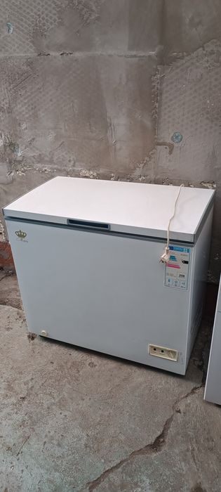 Продам морозильник