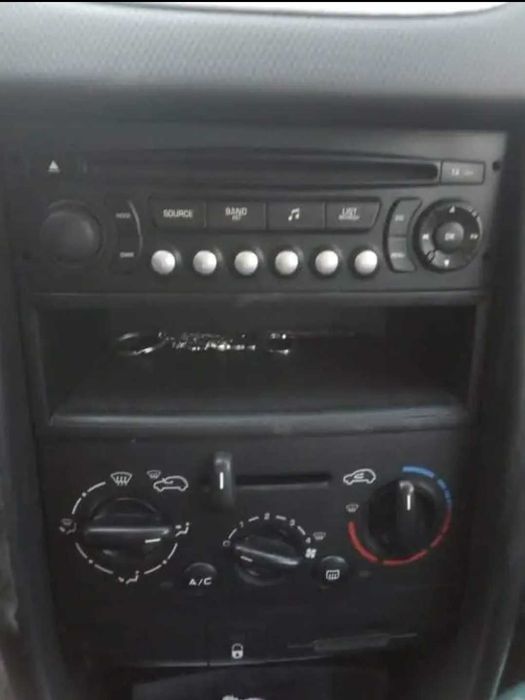 Peugeot 207 бензин