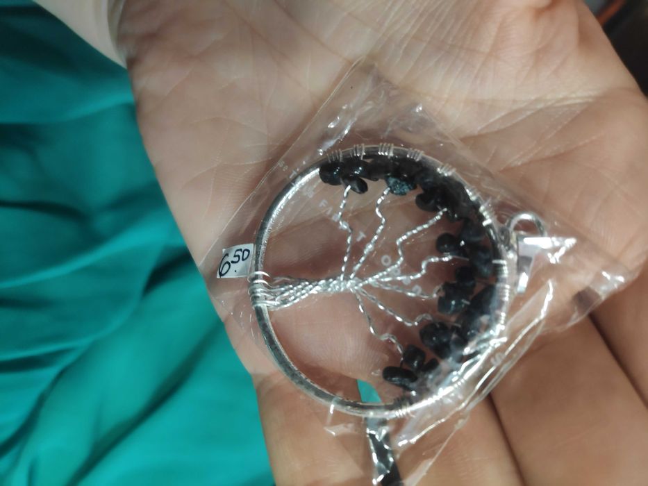 Обемисти висулки от естествен полу-скъпоценен камък