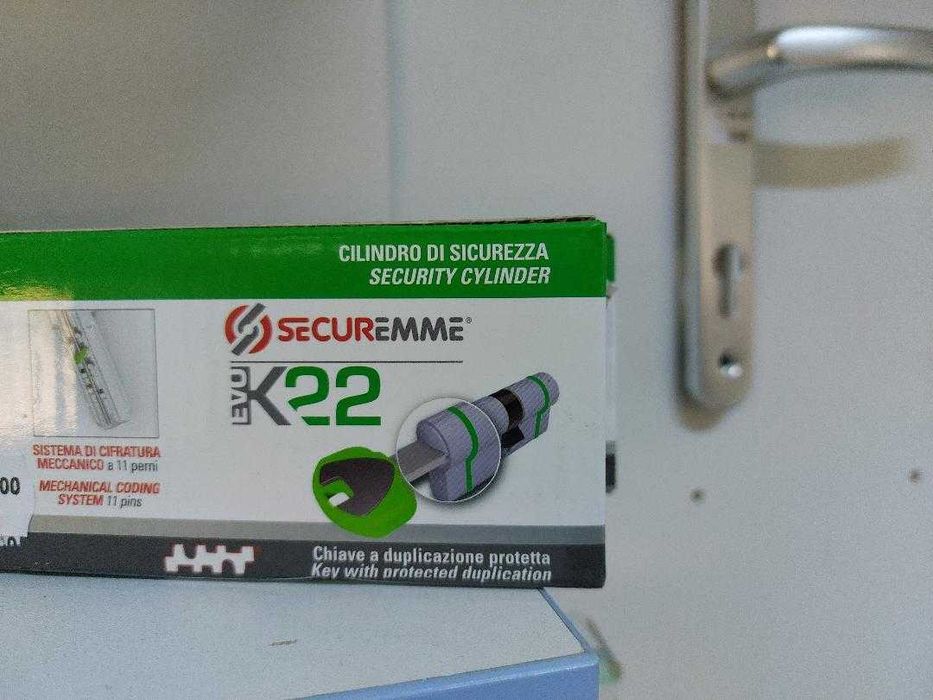 feronerie termopan si usi metalice