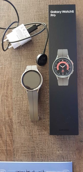 Часовник Galaxy watch 5 Pro