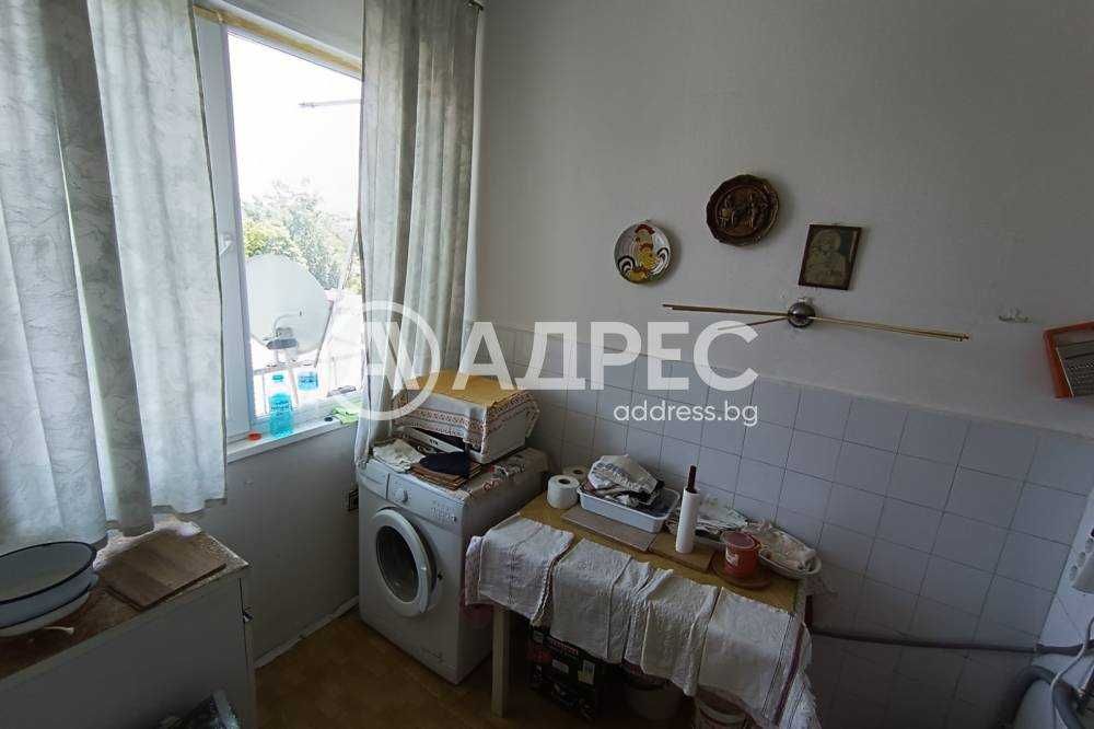 Продава се Тристаен апартамент в Разград, Център - 77 кв.м за 1126 €/кв.м - Снимка #10