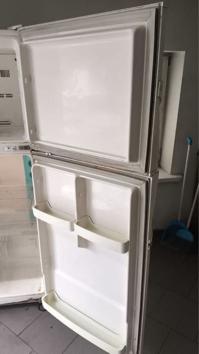 Холодильник daewoo