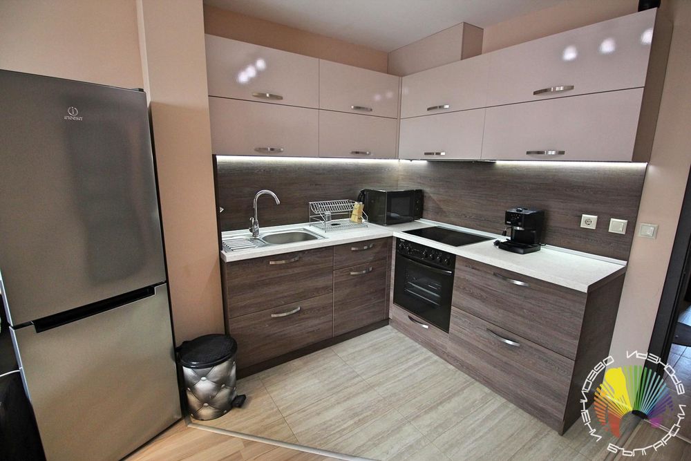 Дава се под наем Двустаен апартамент в Бургас, Изгрев - 60 кв.м за 510 € - Снимка #4