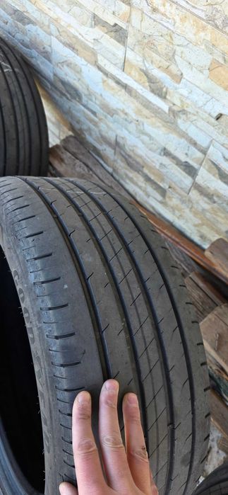 Goodyear Efficient Grip  Performance 2