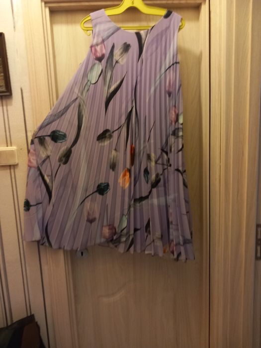 Лятна рокля на плисета