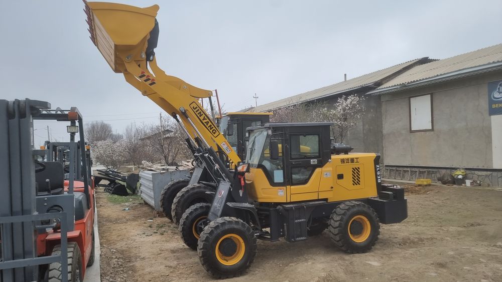 Погрузчик автокара каток 51 от кучи 3 тонна 8600