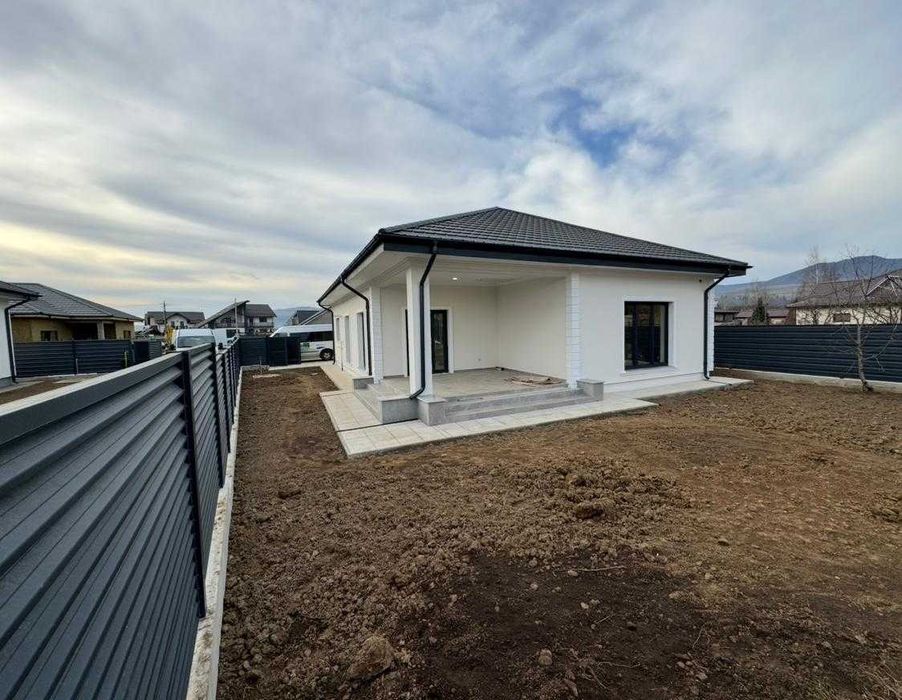 SMARALD RESIDENCE -casa 4 camere