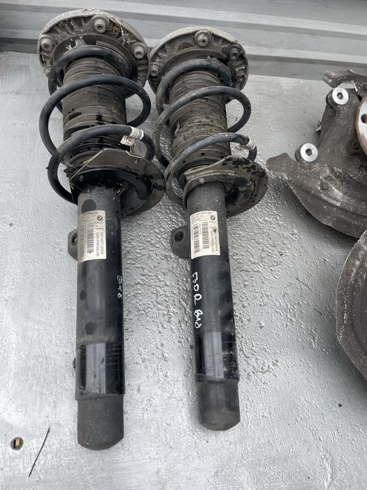 Предни амортисьори БМВ Ф30/ Ф31 (amortisiori bmw f30)
