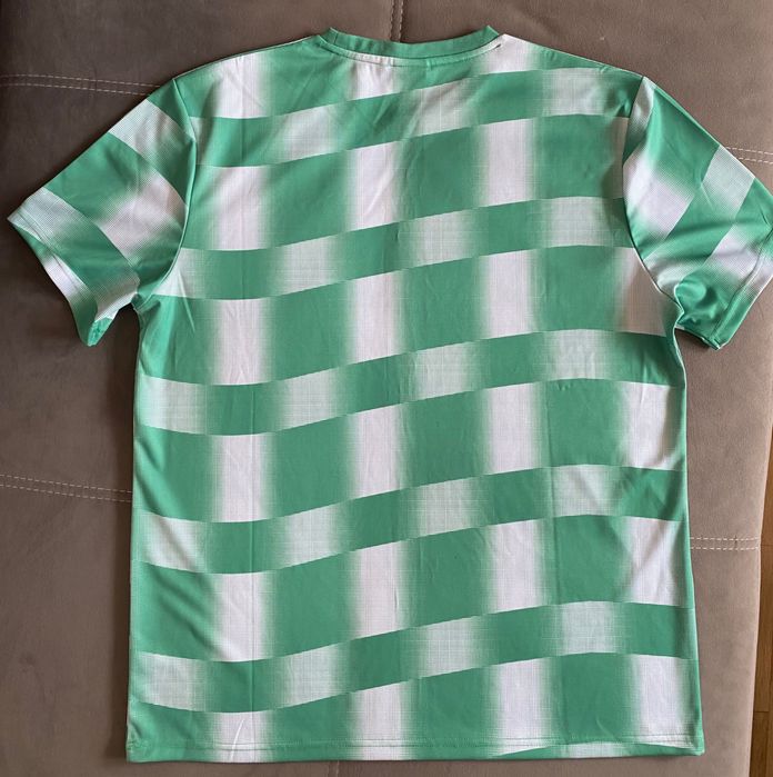 Тениска на футболен клуб Селтик