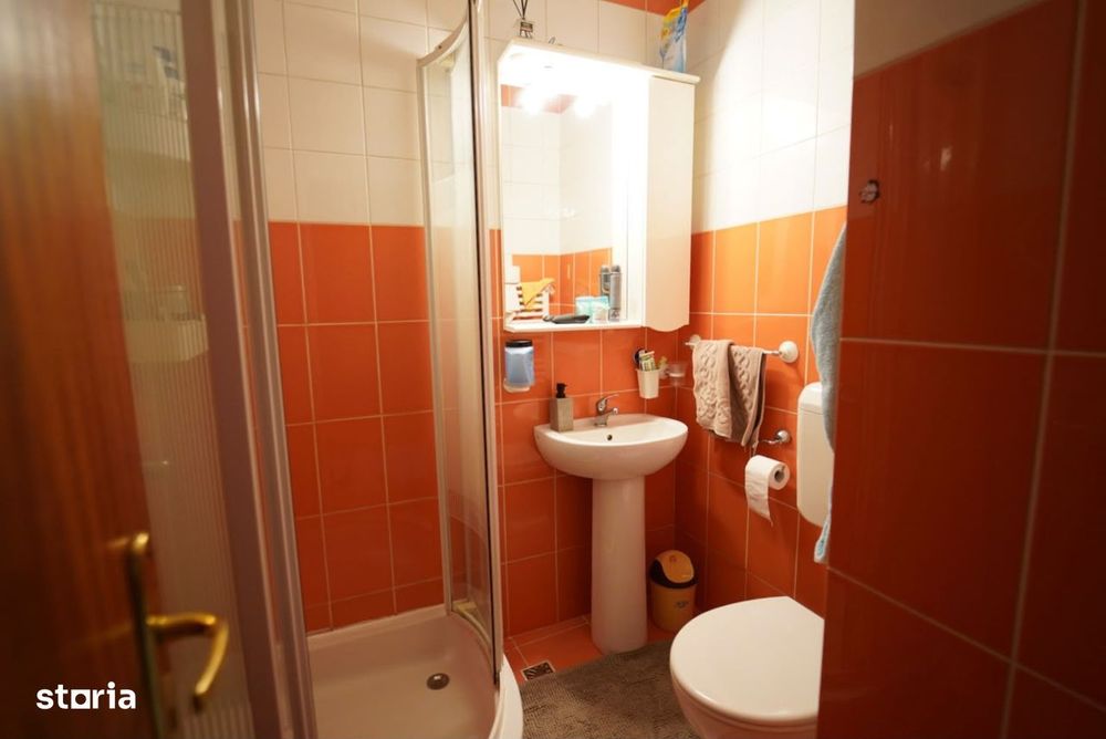 3 Camere - Mobilat Si Utilat - 77 Mp - 2 Bai - 235.000 Euro