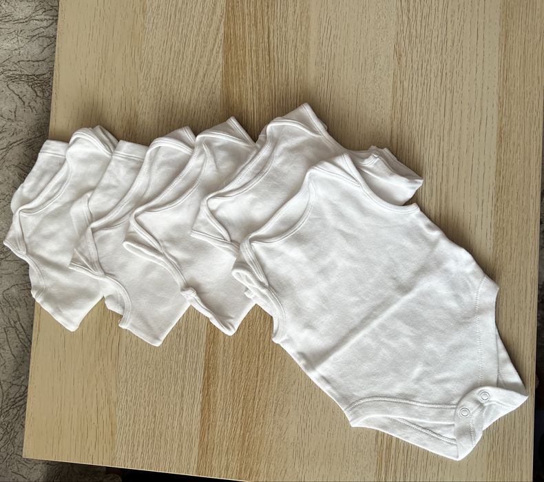 Lot  body tip maieu   3-6 luni