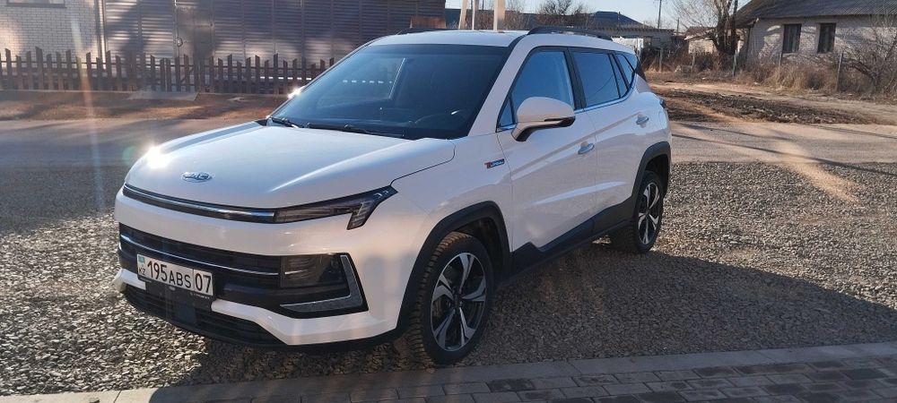 Срочная продажа автомобиль JAC js4