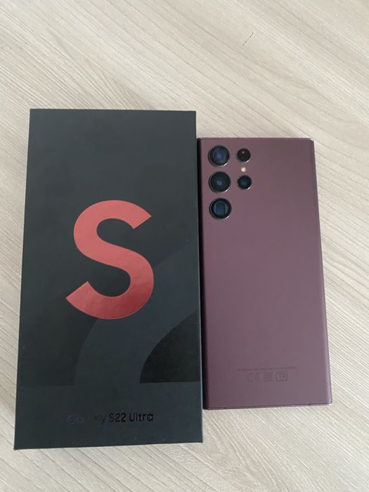 Samsung S22 Ultra 256гб