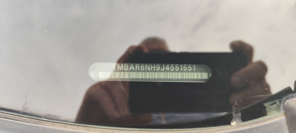 Skoda rapid  999 cm 110 cp