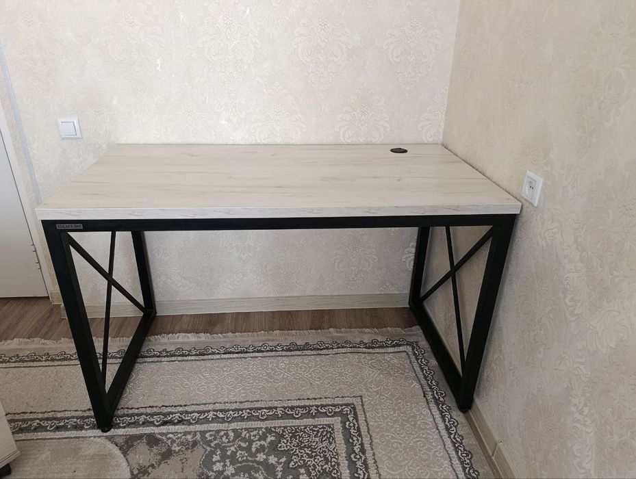 Парта. Parta yangi