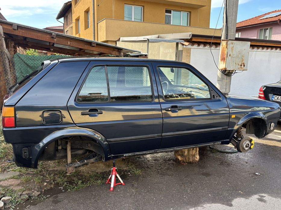 Голф 2 на гасти  купе с документи и гти мост