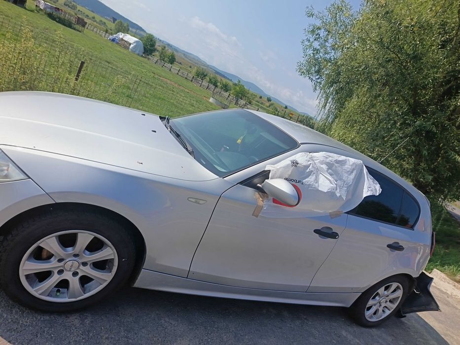 BMW avariat/ seria 1 2004