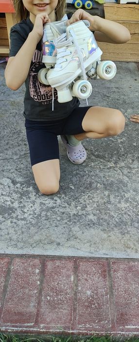 Продавам белите ми любими кънки размер 29