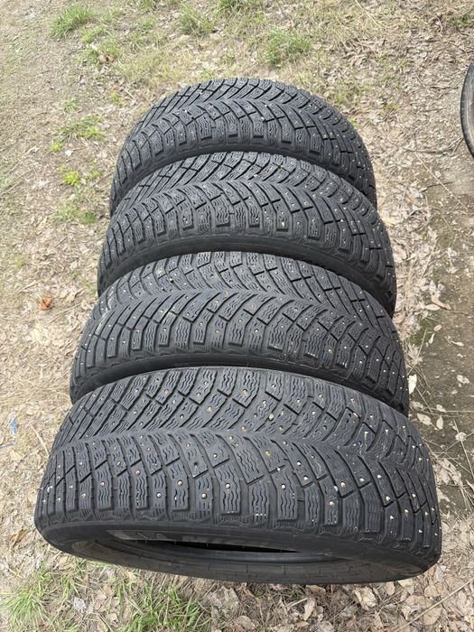 Продам шины Мишлен в хорошем состоянии