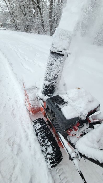 Снегоуборщик гусеничный