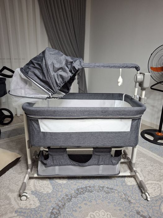 Продам манеж-кровать