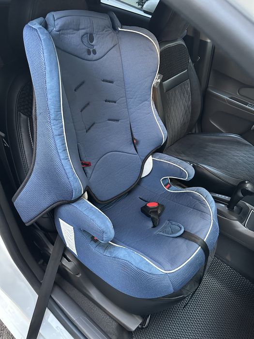 Продам детское авто кресло