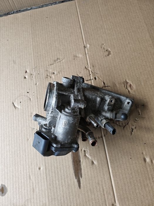 Дросел клапа за Vw,Audi, Skoda 1.6tdi. 04L128063P