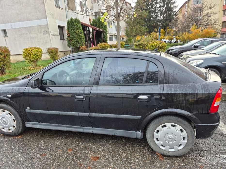 Opel astra G . 1 .4 benzina………..
