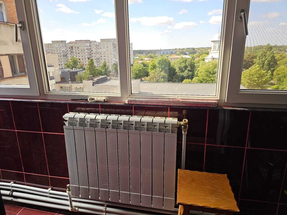 Vanzare apartament 4 camere