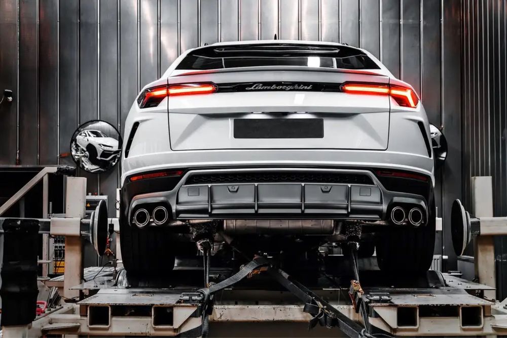 Lamborghini Urus выхлоп Akrapovic / Акрапович