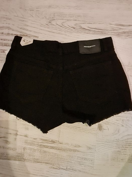 Къс панталон Pull & Bear