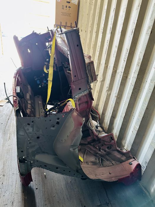 Задна част от купе за BMW M5 2023 година