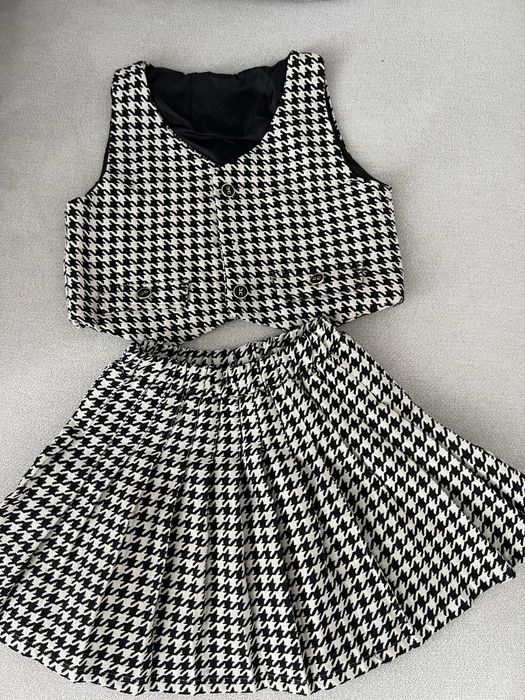 Вещи на девочку 7-10 лет